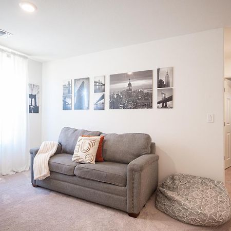 Beautiful Brand New 2 Bedroom Vegas Home! Fits 12 Or More,15-20 Minutes From Lv Strip Las Vegas Eksteriør billede