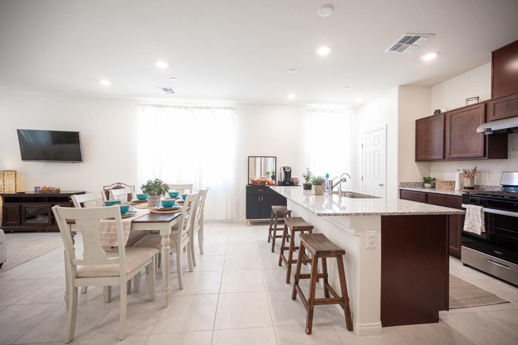 Beautiful Brand New 2 Bedroom Vegas Home! Fits 12 Or More,15-20 Minutes From Lv Strip Las Vegas Eksteriør billede