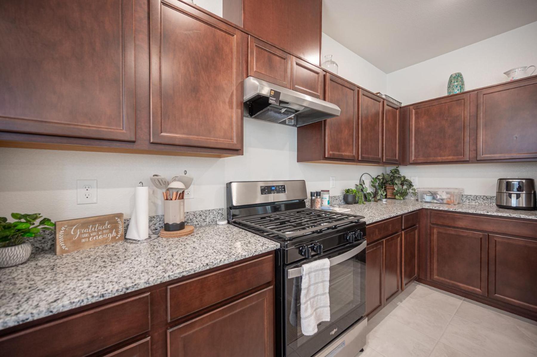 Beautiful Brand New 2 Bedroom Vegas Home! Fits 12 Or More,15-20 Minutes From Lv Strip Las Vegas Eksteriør billede